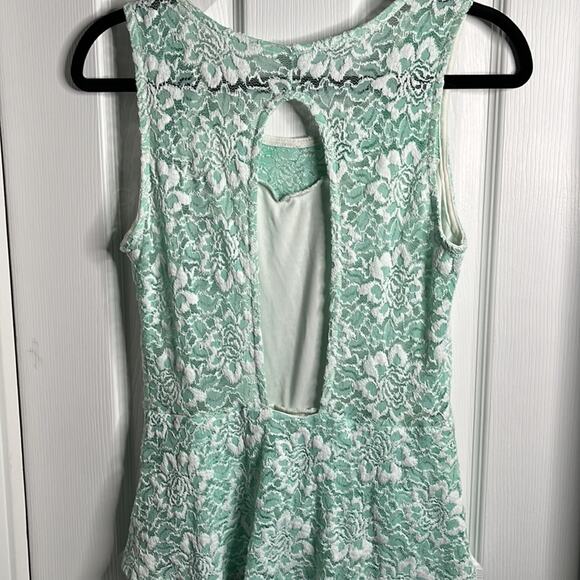 Renee C Mint Green Lace Ruffle Sleeveless Dress Size Large - Picture 6 of 9